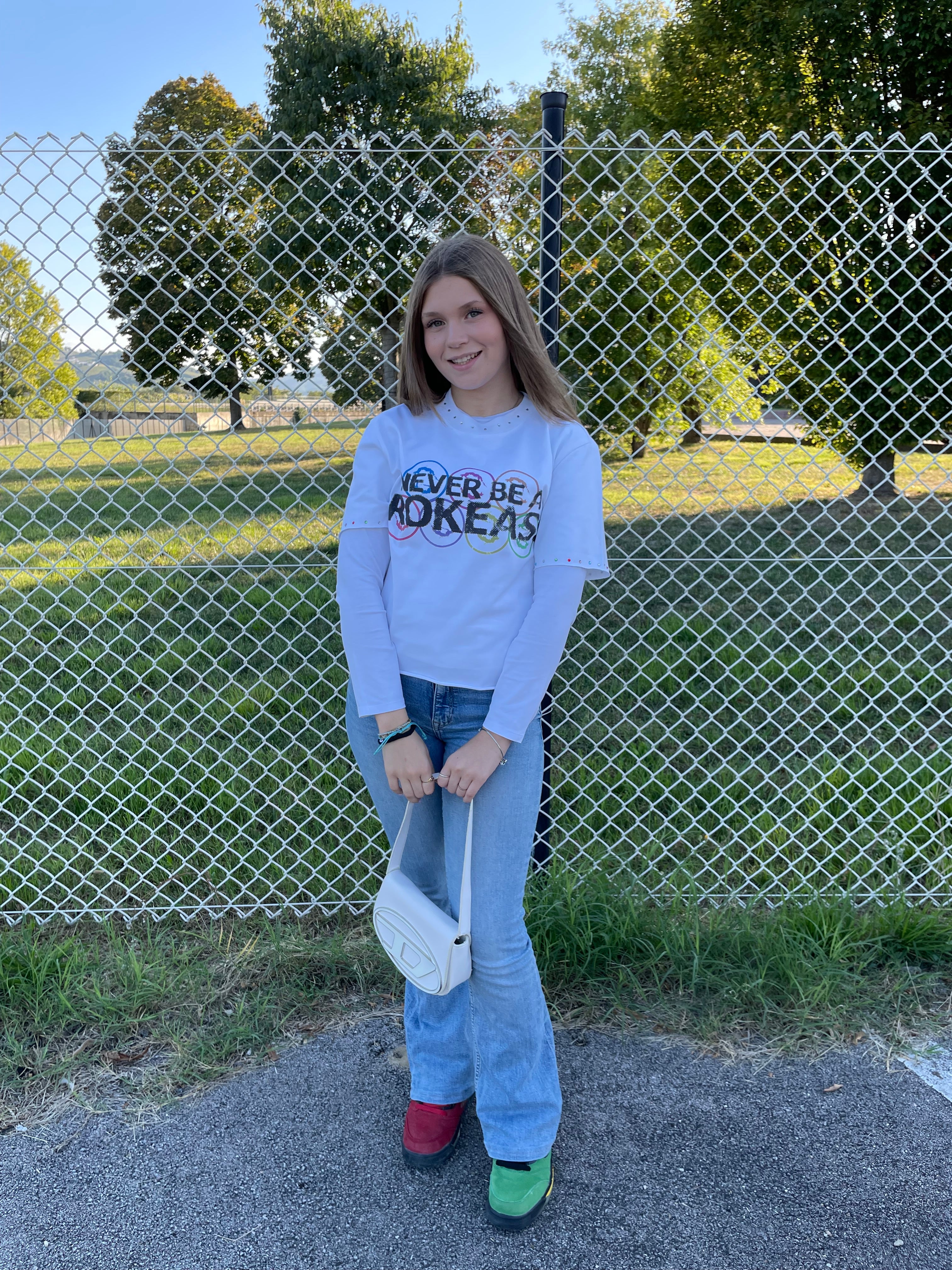“NEVER BE A BROKEASS” TEE