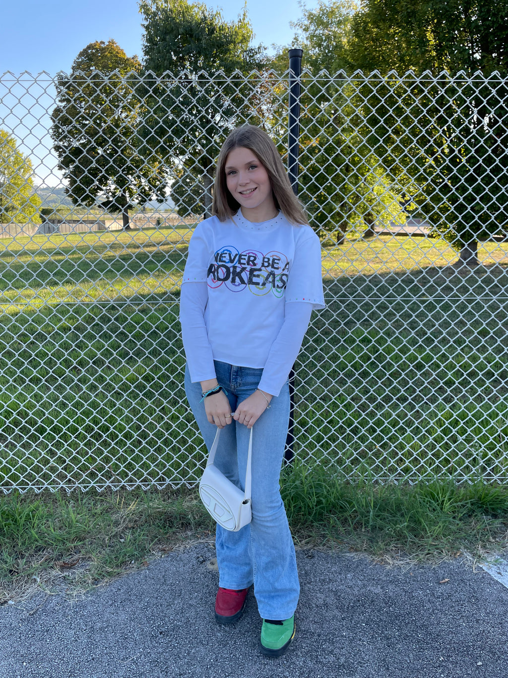 “NEVER BE A BROKEASS” TEE