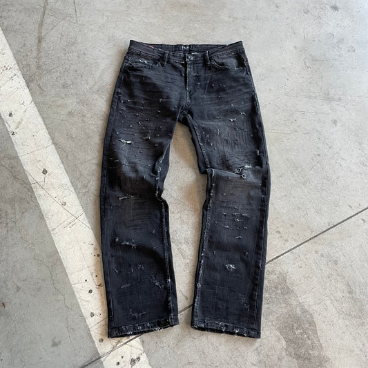 Jeans Collection “BrokeAss//RAW”